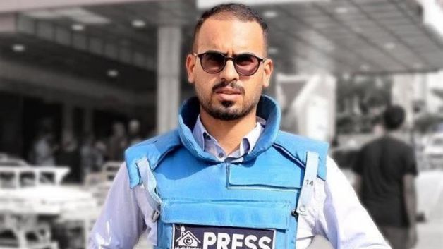 معهد الصحافة ينعى الصحفي الفلسطيني أحمد أبو عزيز خرّيج المعهد