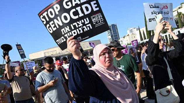 مظاهرات غاضبة تجتاح تل أبيب للمطالبة بإنهاء الحرب