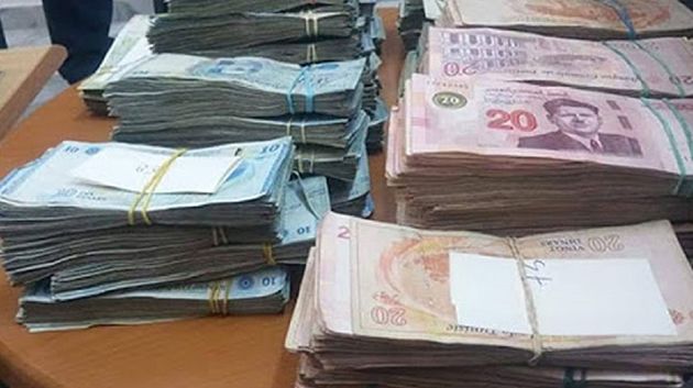 منظمة التربية والأسرة توفر إعانات ومنح مدرسية بقيمة تتجاوز 200 ألف دينار