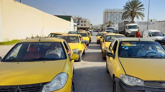 نقابة التاكسي الفردي تلوّح بالإضراب العام
