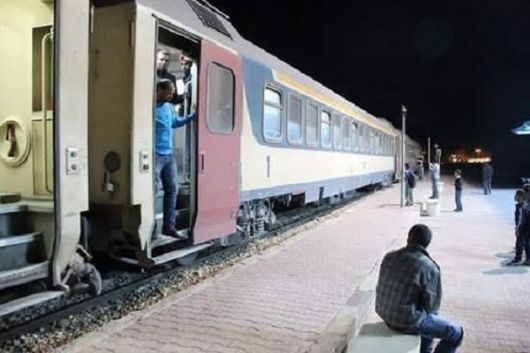 بعد غياب طويل.. إستئناف نشاط قطار نقل الركاب الى ولاية توزر