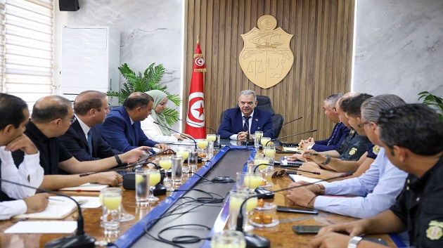 تحت إشراف وزير الشباب والرياضة: إجراءات حازمة للحد من العنف في الملاعب
