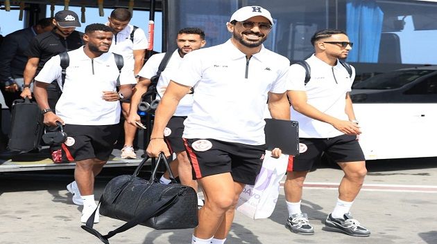 المنتخب الوطني يشدّ الرحال إلى مالابو لملاقاة غينيا الاستوائية (صور)