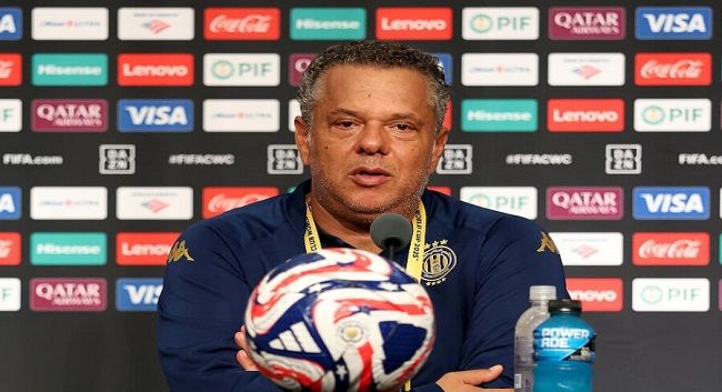 دعوة ماهر الكنزاري للمثول أمام لجنة التأديب