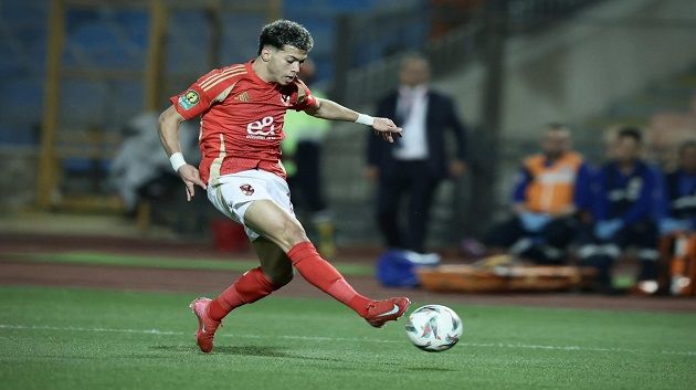 الأهلي المصري:  فحوصات عاجلة بعد إصابة إمام عاشور بعدوى فيروسية