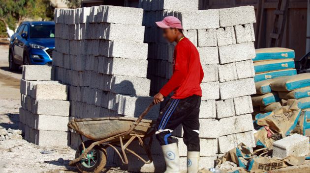 بعد اكتشاف إصابتين بالتهاب الكبد الوبائي.. ليبيا تقرّ إجراءات جديدة للعمالة الوافدة