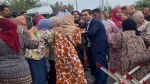 زغوان: عُمّال مصنع للنسيج يحتجون ويغلقون الطريق  ‎