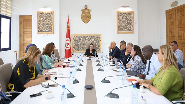 وزيرة الثقافة تدعو الى إطلاق حملة تنظيف واسعة للمناطق الأثرية