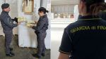 العثور على أكبر مصنع سجائر غير قانوني في إيطاليا