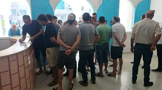 قربة : وقفة احتجاجية لعدد من القصّابين‎