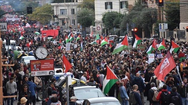 إيطاليا: إضراب عام ومظاهرات حاشدة تضامنا مع فلسطـ.ين (فيديو)