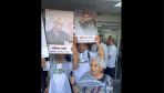 اسطول الصمود.. المشاركون المحررون يرفعون صور الأسرى الفلسطينيين لدى وصولهم الى مطار تونس قرطاج (فيديو)