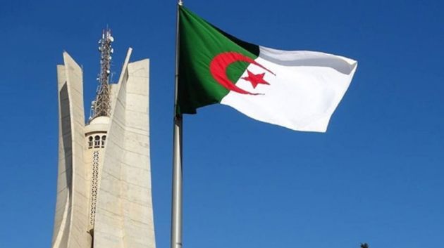 الجزائر: منع 159 شخصا من مغادرة البلاد بسبب قضايا فساد