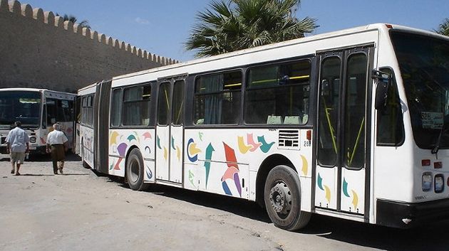 سقوط تلميذ من حافلة نقل مدرسي في سوسة: الاحتفاظ بالسائق وبالمسؤول على الصيانة