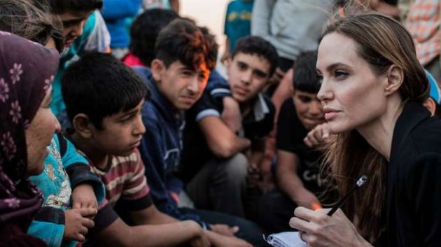 أنجلينا جولي تخطّط لإنشاء قرية لإيواء الأطفال الفلسطيـ.نيين الأيتام