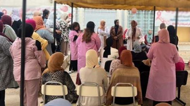 إقبال كثيف على عيادات تقصي سرطان الثدي المجانية بمستشفى صالح عزيز