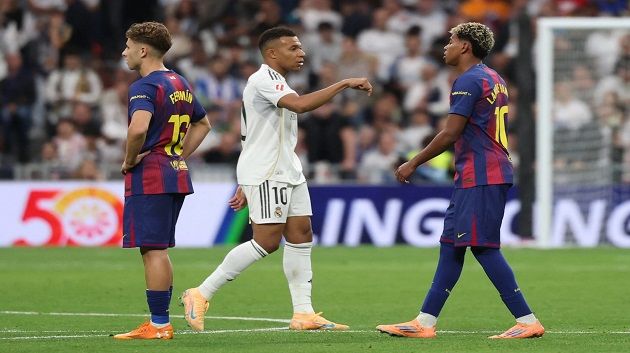 ريال مدريد يحسم كلاسيكو الارض