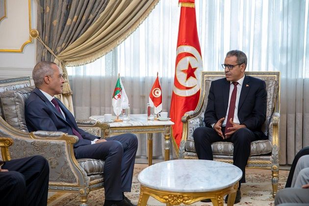 فحوى لقاء رئيس المجلس الوطني للجهات والاقاليم مع سفير الجزائر بتونس