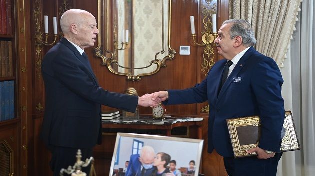 سعيد يشدّد على ضرورة تطهير قطاع الرياضة و ملاحقة شبكات السّمسرة