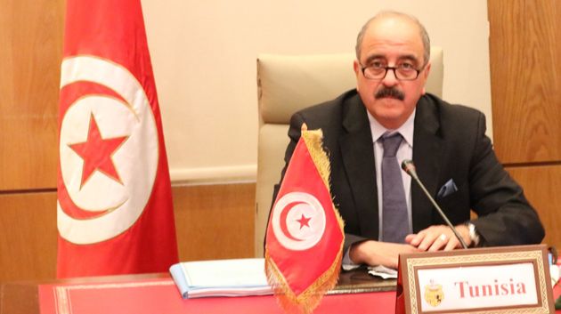 بحضور نظيريه المصري والجزائري.. وزير الخارجية يشارك في اجتماع تشاوري حول ليبيا 