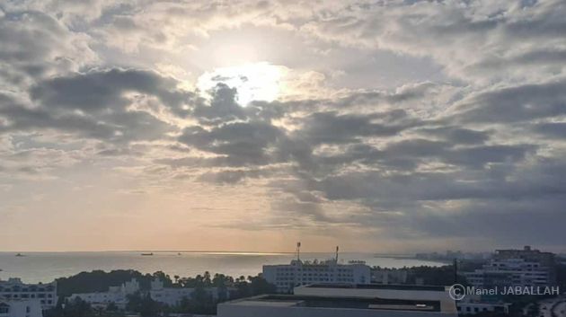 طقس مغيم وأمطار منتظرة في هذه الجهات