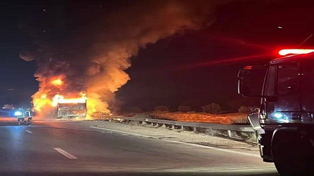 احتراق حافلة تقلّ أحباء النادي الإفريقي دون أضرار بشرية