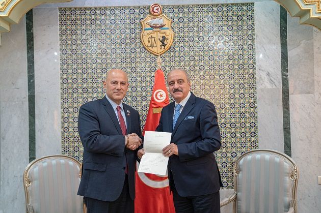 وزير الخارجية يتسلم نسخة من أوراق اعتماد سفير الولايات المتحدة الامريكية الجديد لدى تونس