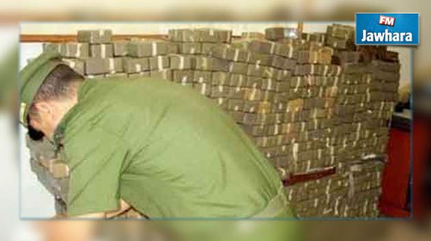 الجزائر : إحباط عملية تهريب 700 كلغ من 