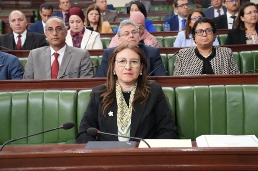 وزيرة المالية تكشف عن تفاصيل تتعلق بالانتدابات المقررة لسنة 2026