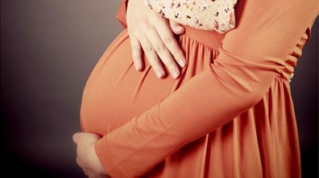 مصرية حامل بـ9 أجنة !!