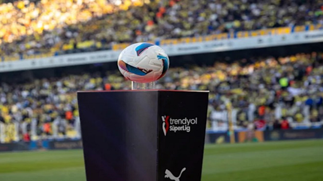 فضيحة تهز الكرة التركية: إيقاف 102 لاعب بسبب المراهنات