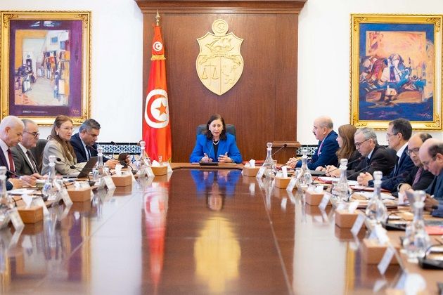 مجلس وزاري مضيق يناقش منظومة الاستثمار ويوصي بتقليص التراخيص أو حذف بعضها