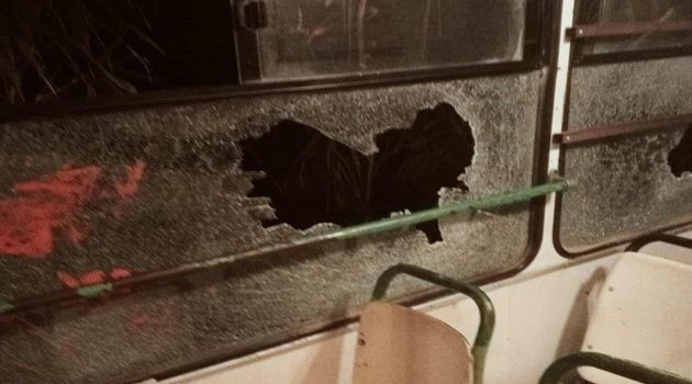 جندوبة.. تعرّض 3 حافلات مدرسية للرشق بالحجارة
