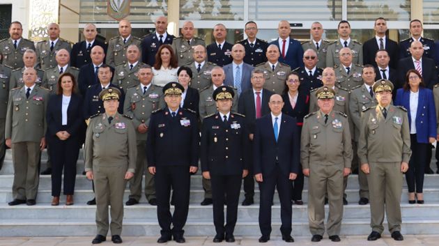 وزير الدفاع يفتتح الدورة الـ43 لمعهد الدفاع الوطني