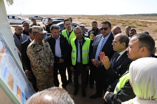 وزير التجهيز يعاين مدى تقدم أشغال الطريق الرابطة بين معتمديتي الفوار ورجيم معتوق