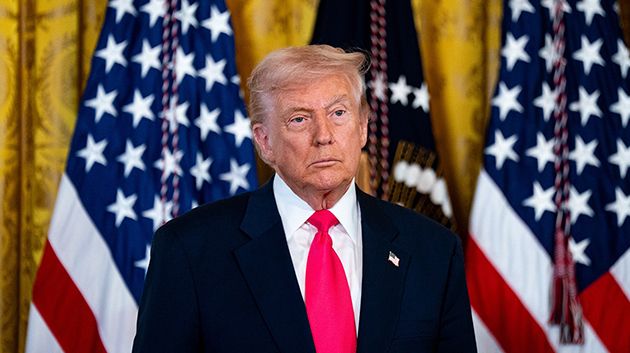 ترامب يوقّع على مشروع قانون للإفراج عن ملفات إبستين