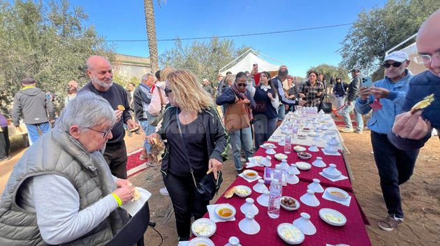 المركب الفلاحي بالنفيضة: يوم ترويجي لزيت الزيتون مخصّص للسياح 
