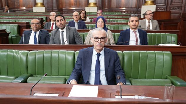 ميزانية الدولة 2026: نواب يُطالبون بخُطّة عاجلة لإنقاذ الصناديق الاجتماعية