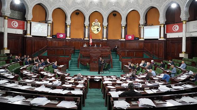 تباين آراء نواب الغرفتيْن التشريعيّتيْن حول إسقاط فصل الضريبة على الثروة‎