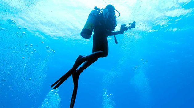 اختفى منذ 4 أشهر: ما الجديد بخصوص الغوّاص المفقود في شاطئ الهوارية؟ (فيديو)