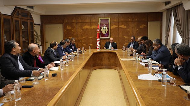 تنشيط المطارات التونسية الداخلية محور جلسة عمل بوزارة النقل