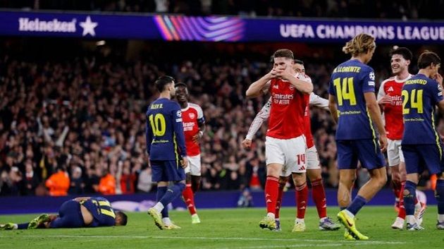 اليويفا يعاقب أتلتيكو مدريد بسبب تجاوزات جماهيره