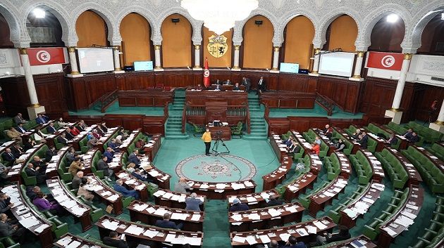 المصادقة على إعفاء المواد الأولية لصناعة الألواح المركبة من الألمنيوم من الأداء الديواني