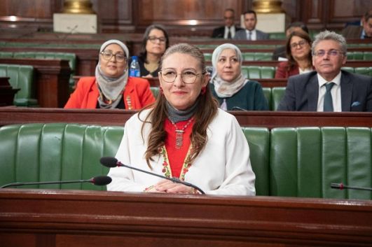 مشروع قانون المالية 2026.. وزيرة المالية تطلب رفع الجلسة العامة المسائية بعد اسقاط عدد من الفصول