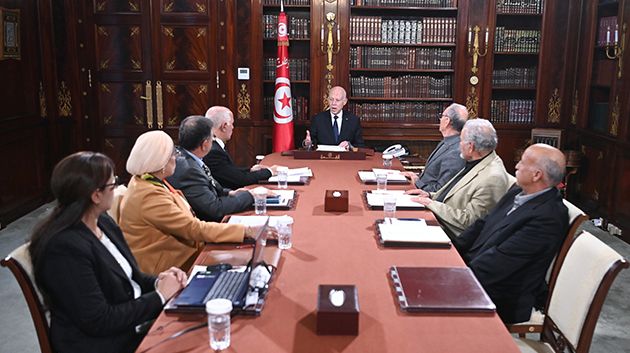 رئيس الدّولة يسدي تعليماته بدعم الفريق المكلّف بإيجاد حلول للوضع البيئي بقابس