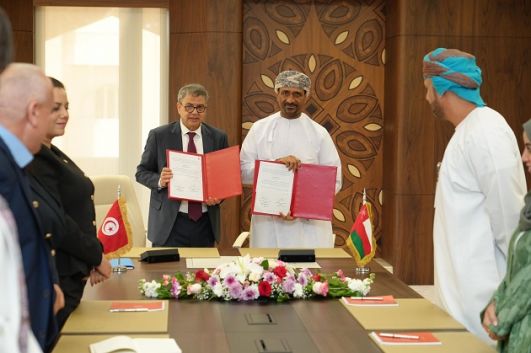 توقيع مذكرة تفاهم بين البنك المركزي التونسي والبنك المركزي العُماني