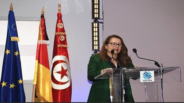 وزيرة الصناعة: توقعات ببلوغ صادرات النسيج 10 مليار دينار