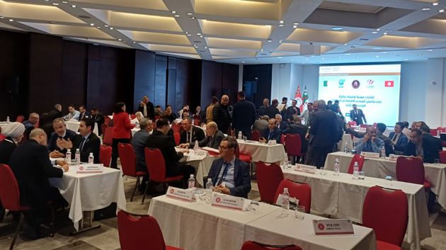 أكثر من 230 فاعلا اقتصاديا من تونس والجزائر يشاركون في لقاءات مهنية مباشرة