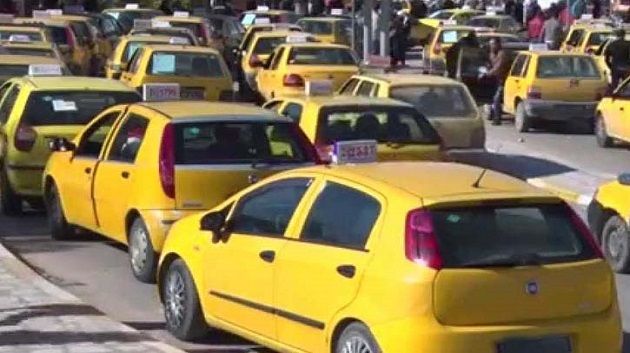 النقابة الأساسية للتاكسي الفردي تلوّح بالإضراب