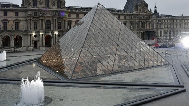 بسبب إضراب الموظفين.. متحف اللّوفر يُغلق أبوابه أمام آلاف الزّائرين (فيديو)